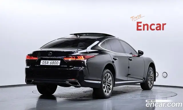 Lexus LS 2018 3.4 автомат (гидро), миниатюра 2 Lexus LS 2018 3.4 автомат (гидро), миниатюра 2