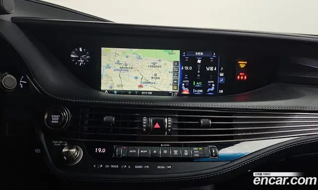 Lexus LS 2018 3.4 автомат (гидро), миниатюра 12