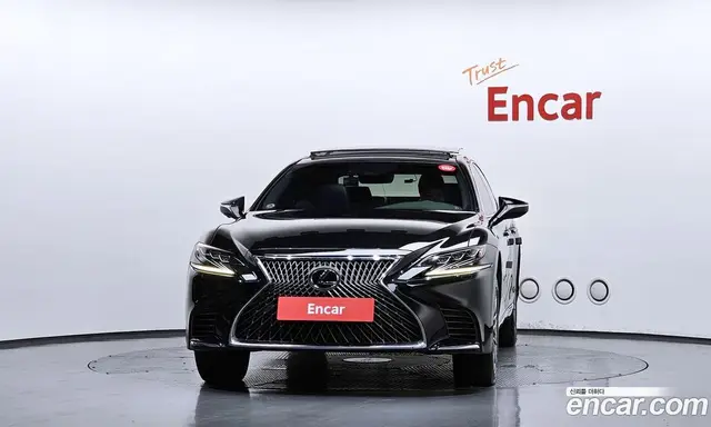 Lexus LS 2018 3.4 автомат (гидро), миниатюра 3 Lexus LS 2018 3.4 автомат (гидро), миниатюра 3