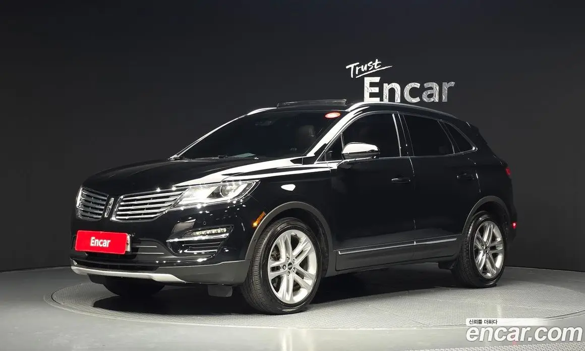 Lincoln MKC 2017 2.0 автомат (гидро), фото 1 Lincoln MKC 2017 2.0 автомат (гидро), фото 1