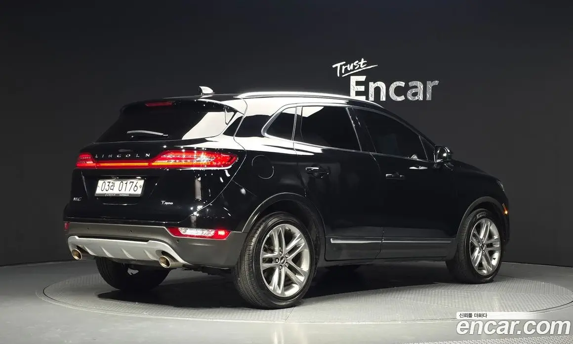 Lincoln MKC 2017 2.0 автомат (гидро), фото 2 Lincoln MKC 2017 2.0 автомат (гидро), фото 2