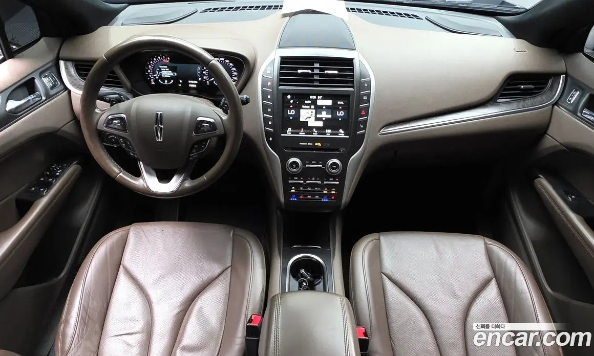 Lincoln MKC 2017 2.0 автомат (гидро), фото 7 Lincoln MKC 2017 2.0 автомат (гидро), фото 7