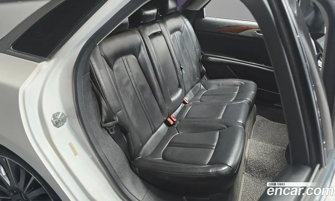 Lincoln MKZ 2015 2.0 автомат (гидро), фото 12 Lincoln MKZ 2015 2.0 автомат (гидро), фото 12