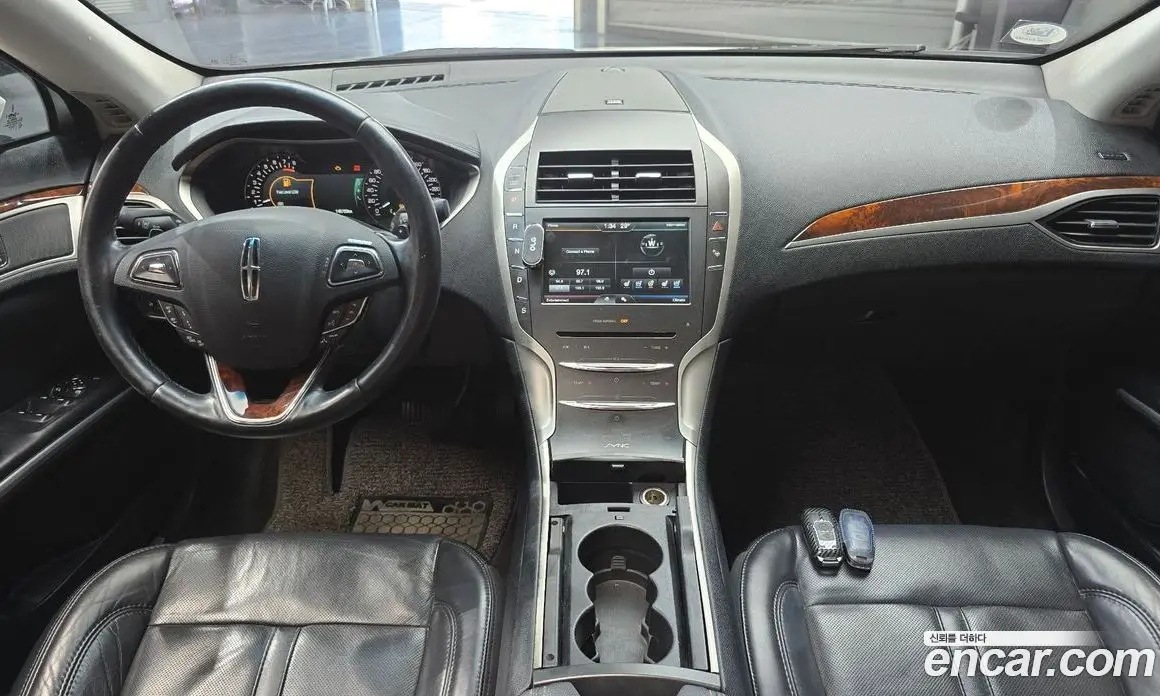 Lincoln MKZ 2015 2.0 автомат (гидро), фото 7 Lincoln MKZ 2015 2.0 автомат (гидро), фото 7
