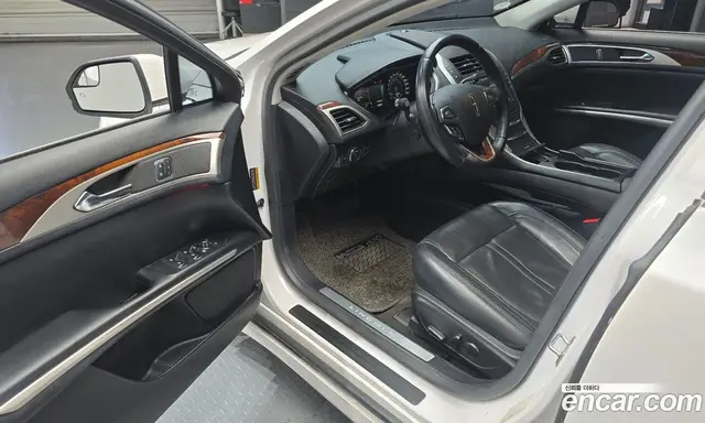 Lincoln MKZ 2015 2.0 автомат (гидро), миниатюра 10 Lincoln MKZ 2015 2.0 автомат (гидро), миниатюра 10
