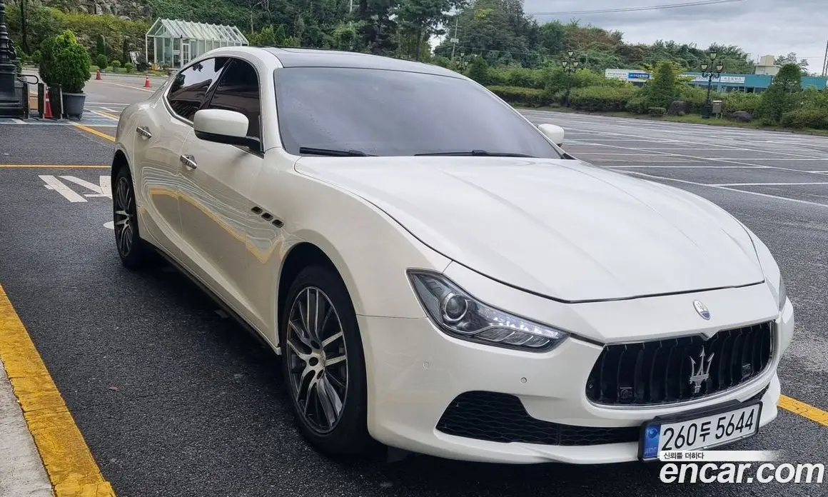 Maserati Ghibli 2014 3.0 автомат (гидро), фото 11 Maserati Ghibli 2014 3.0 автомат (гидро), фото 11