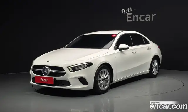 Mercedes-Benz A-Class, 2020, 61 260 км