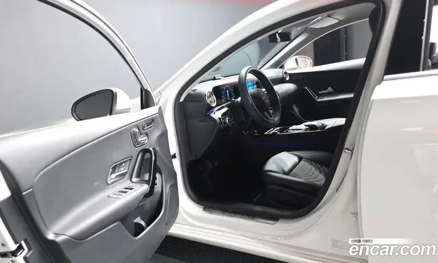 Mercedes-Benz A-Class 2020 2.0 гидро, миниатюра 10 Mercedes-Benz A-Class 2020 2.0 гидро, миниатюра 10