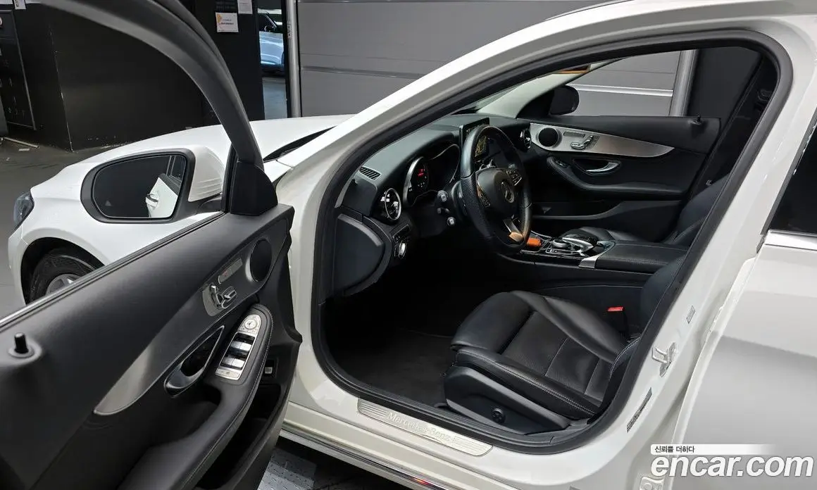 Mercedes-Benz C-Class 2015 2.1 гидро, фото 11 Mercedes-Benz C-Class 2015 2.1 гидро, фото 11