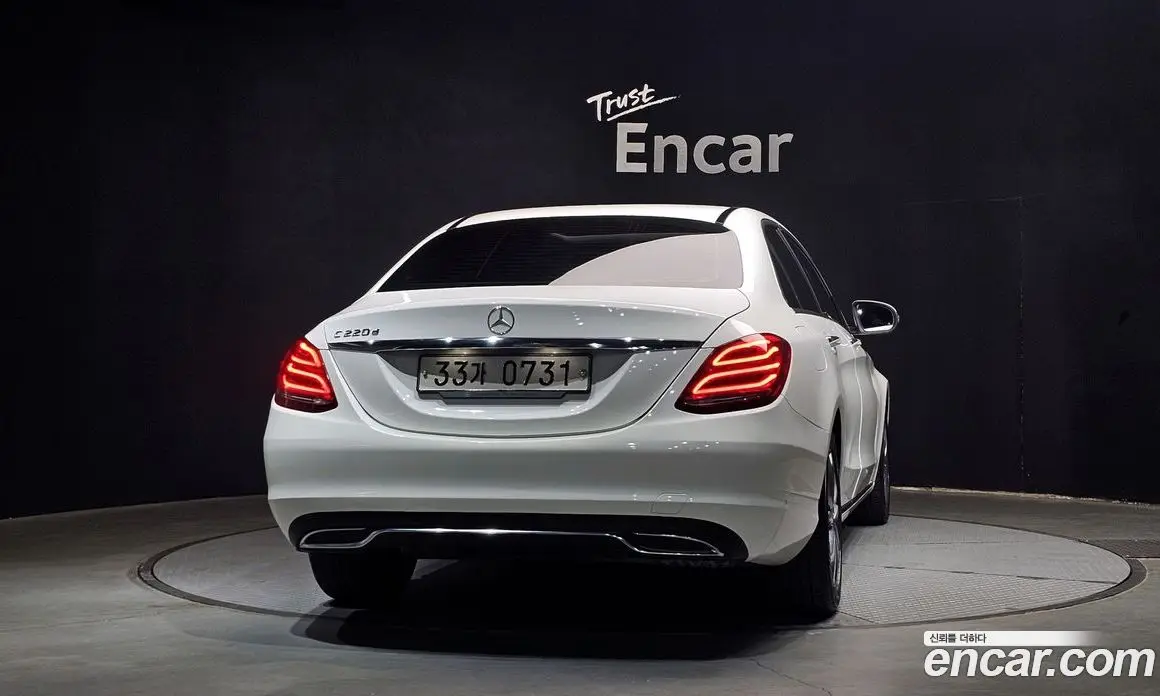 Mercedes-Benz C-Class 2015 2.1 гидро, фото 4 Mercedes-Benz C-Class 2015 2.1 гидро, фото 4