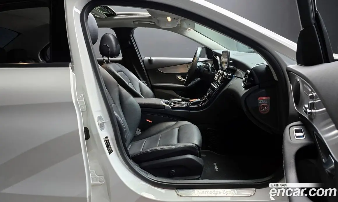 Mercedes-Benz C-Class 2015 2.1 гидро, фото 10 Mercedes-Benz C-Class 2015 2.1 гидро, фото 10