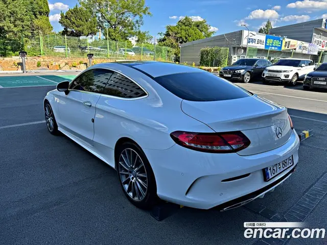 Mercedes-Benz C-Class 2017 2.1 гидро, миниатюра 4 Mercedes-Benz C-Class 2017 2.1 гидро, миниатюра 4
