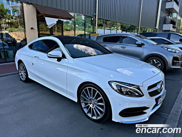 Mercedes-Benz C-Class 2017 2.1 гидро, миниатюра 6 Mercedes-Benz C-Class 2017 2.1 гидро, миниатюра 6