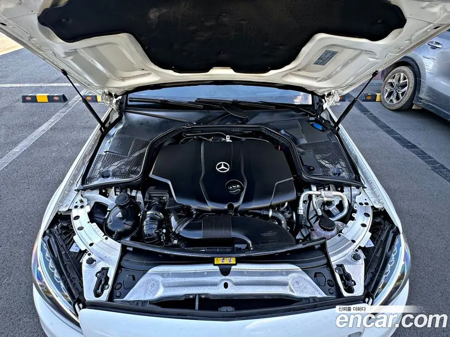 Mercedes-Benz C-Class 2017 2.1 гидро, фото 8 Mercedes-Benz C-Class 2017 2.1 гидро, фото 8