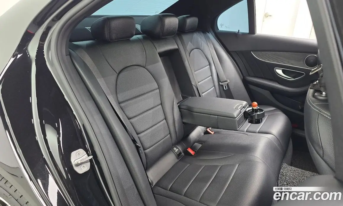 Mercedes-Benz C-Class 2018 2.1 гидро, фото 12 Mercedes-Benz C-Class 2018 2.1 гидро, фото 12
