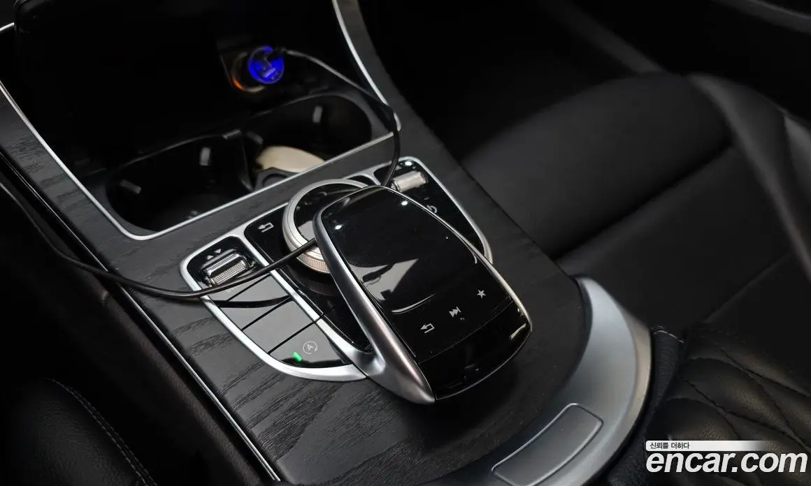 Mercedes-Benz C-Class 2018 2.1 гидро, фото 17 Mercedes-Benz C-Class 2018 2.1 гидро, фото 17