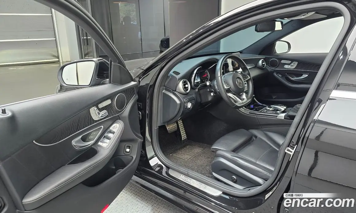 Mercedes-Benz C-Class 2018 2.1 гидро, фото 10 Mercedes-Benz C-Class 2018 2.1 гидро, фото 10