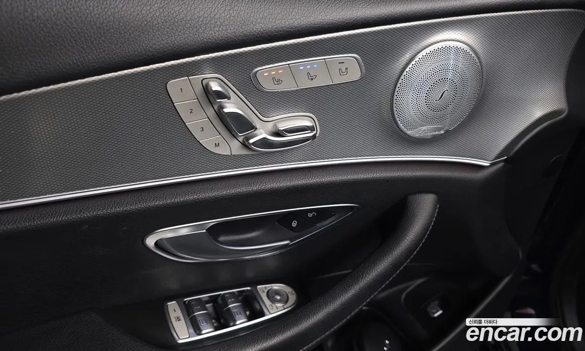 Mercedes-Benz E-Class 2019 2.0 автомат (гидро), фото 28
