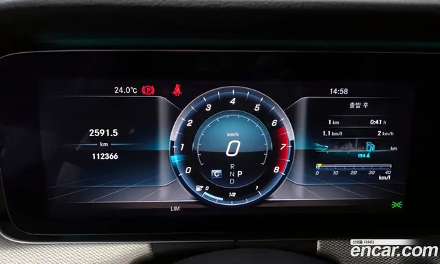Mercedes-Benz E-Class 2019 2.0 гидро, миниатюра 11