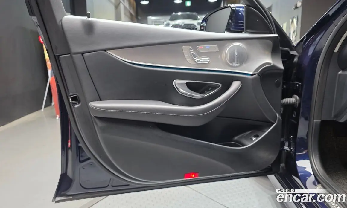 Mercedes-Benz E-Class 2019 2.0 гидро, фото 14