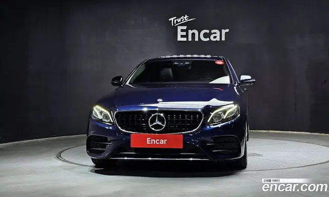 Mercedes-Benz E-Class 2019 2.0 гидро, миниатюра 3