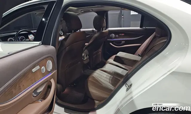 Mercedes-Benz E-Class 2020 2.0 автомат (гидро), миниатюра 12