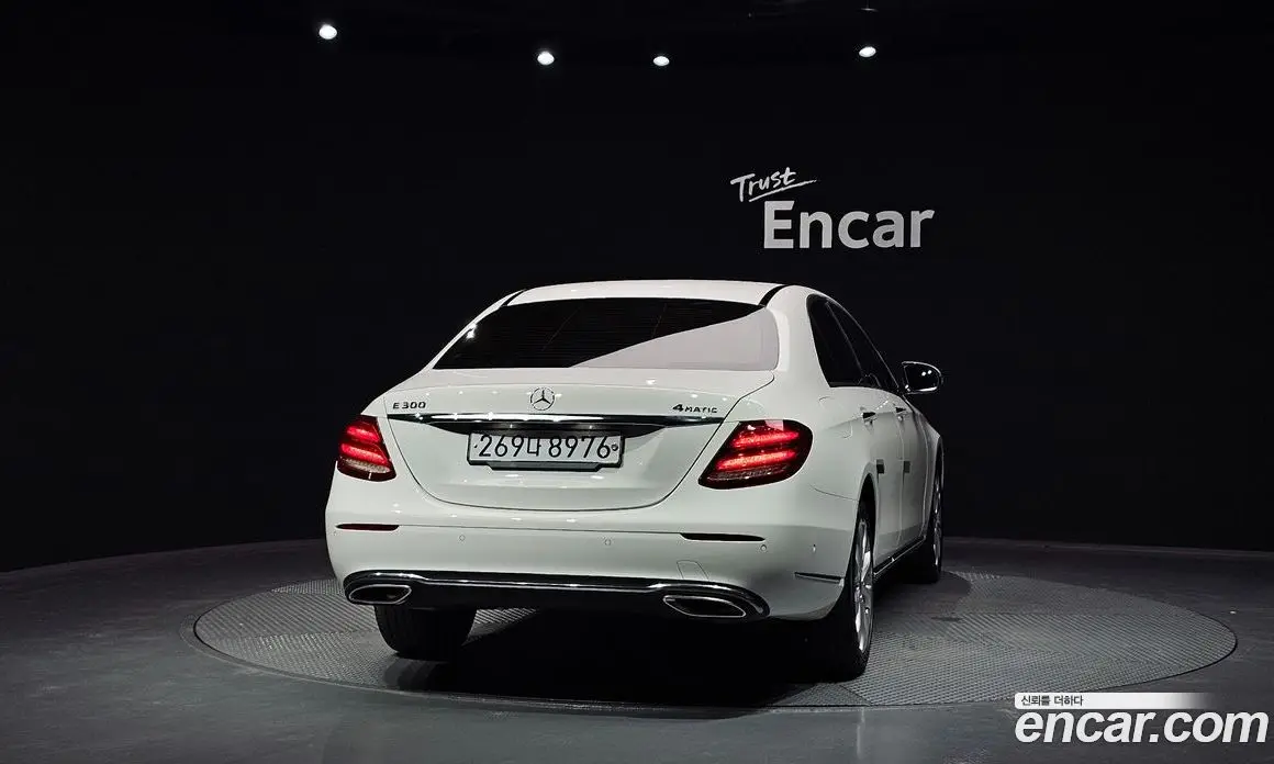 Mercedes-Benz E-Class 2020 2.0 автомат (гидро), фото 4