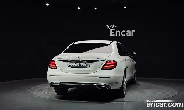 Mercedes-Benz E-Class 2020 2.0 автомат (гидро), миниатюра 4