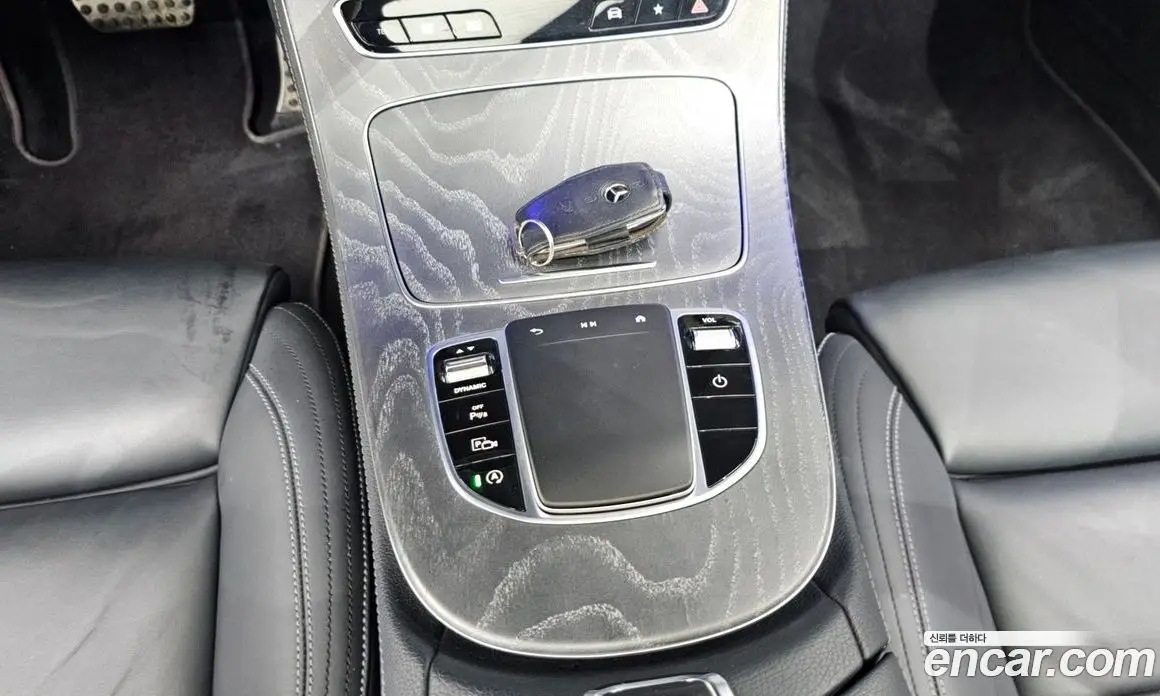 Mercedes-Benz E-Class 2020 2.0 гидро, фото 18 Mercedes-Benz E-Class 2020 2.0 гидро, фото 18