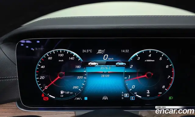 Mercedes-Benz E-Class 2023 2.0 автомат (гидро), миниатюра 11