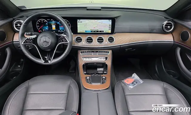 Mercedes-Benz E-Class 2023 2.0 автомат (гидро), миниатюра 10