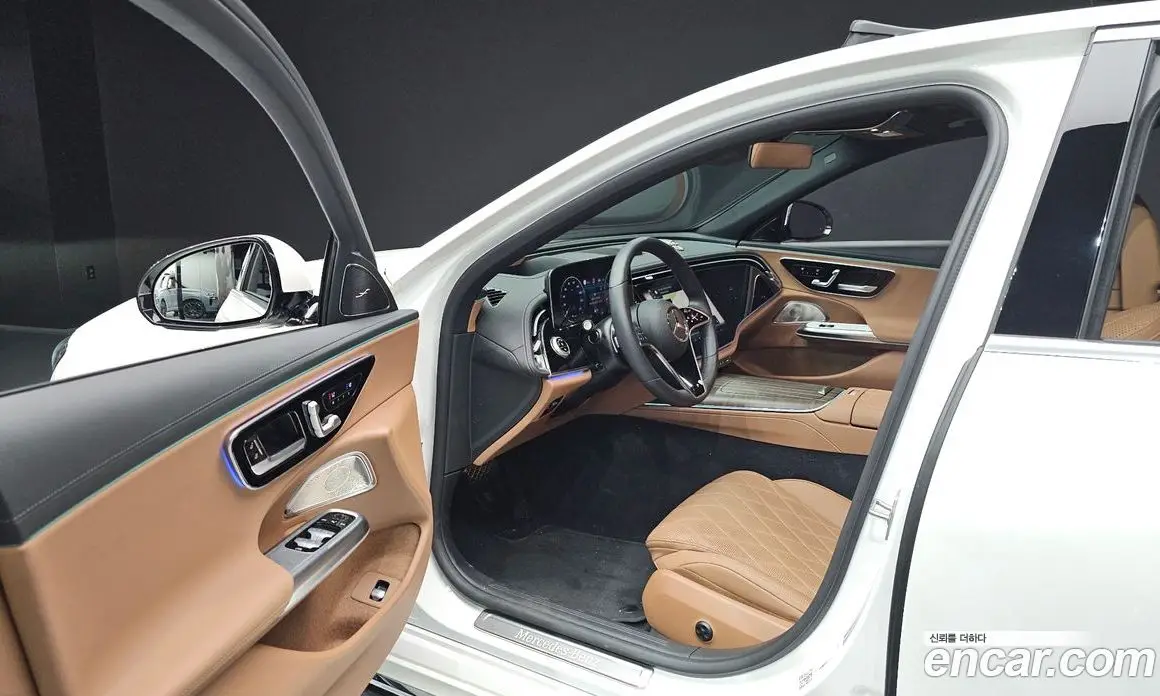 Mercedes-Benz E-Class 2024 3.0 автомат (гидро), фото 13