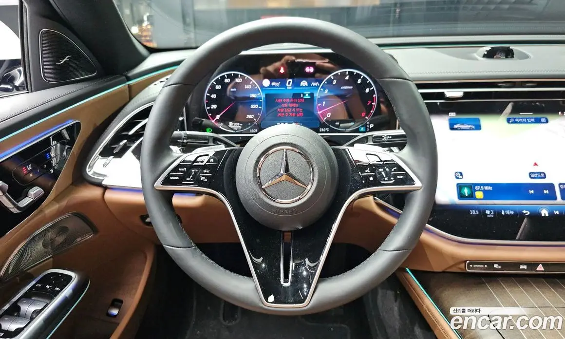 Mercedes-Benz E-Class 2024 3.0 автомат (гидро), фото 19