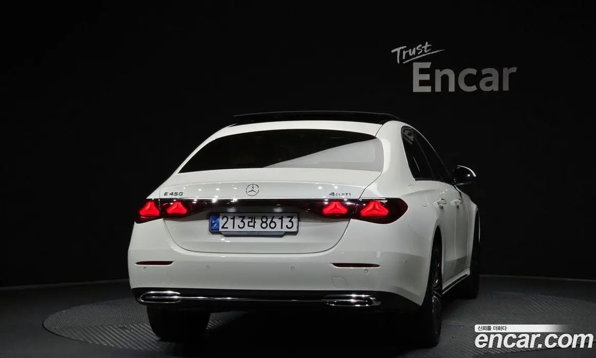 Mercedes-Benz E-Class 2024 3.0 автомат (гидро), фото 4