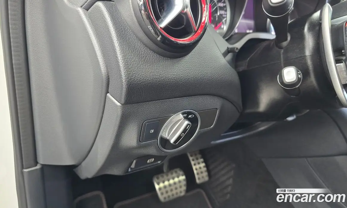 Mercedes-Benz GLA-Class 2019 2.0 гидро, фото 23