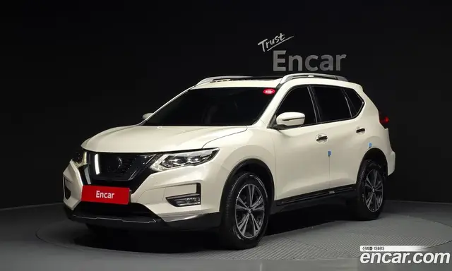 Nissan X-Trail, 2018, 79 680 км Nissan X-Trail, 2018, 79 680 км