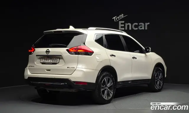 Nissan X-Trail 2018 2.5 автомат (гидро), миниатюра 2 Nissan X-Trail 2018 2.5 автомат (гидро), миниатюра 2