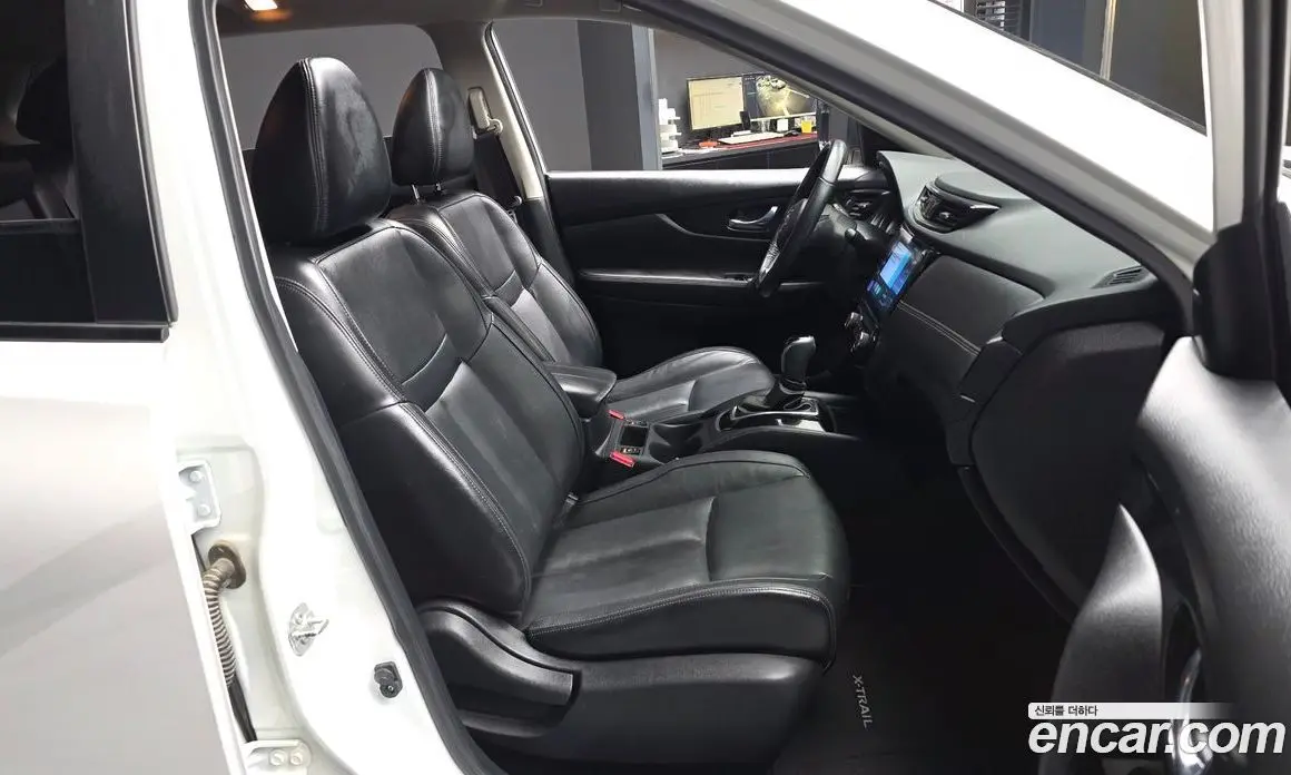 Nissan X-Trail 2018 2.5 автомат (гидро), фото 17 Nissan X-Trail 2018 2.5 автомат (гидро), фото 17