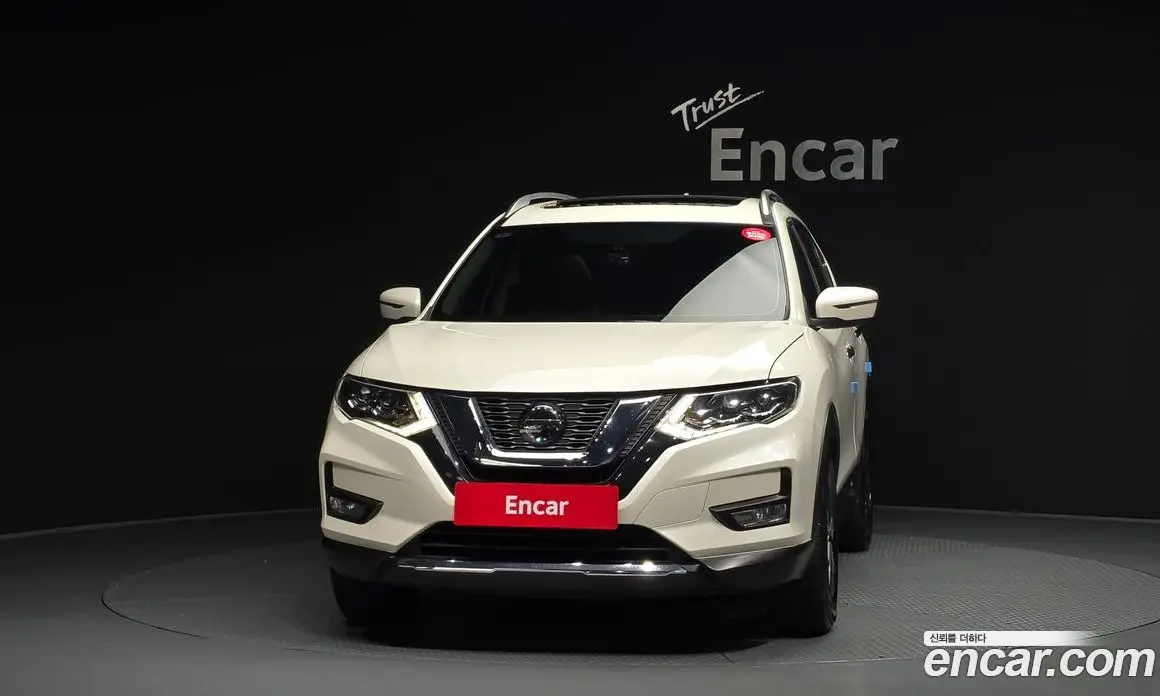 Nissan X-Trail 2018 2.5 автомат (гидро), фото 3 Nissan X-Trail 2018 2.5 автомат (гидро), фото 3