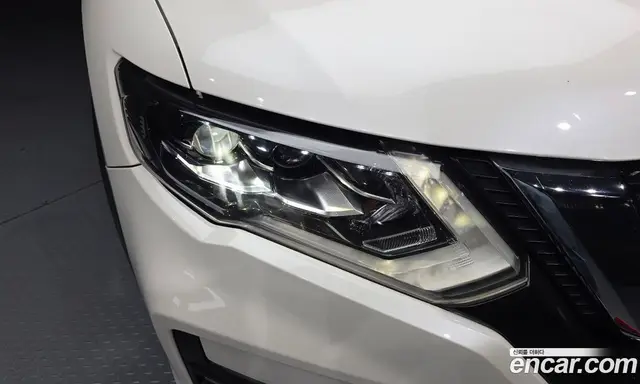 Nissan X-Trail 2018 2.5 автомат (гидро), миниатюра 8 Nissan X-Trail 2018 2.5 автомат (гидро), миниатюра 8