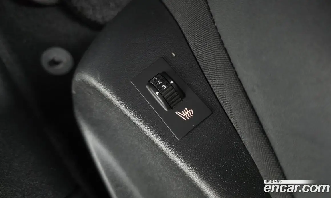 Peugeot 2008 2017 1.6 автомат (гидро), фото 22