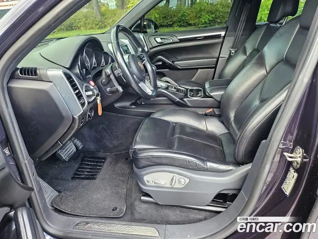 Porsche Cayenne 2018 3.6 автомат (гидро), миниатюра 11