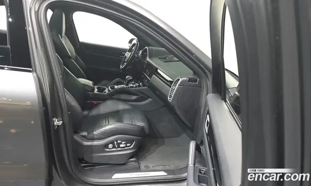 Porsche Cayenne 2020 3.0 автомат (гидро), миниатюра 11