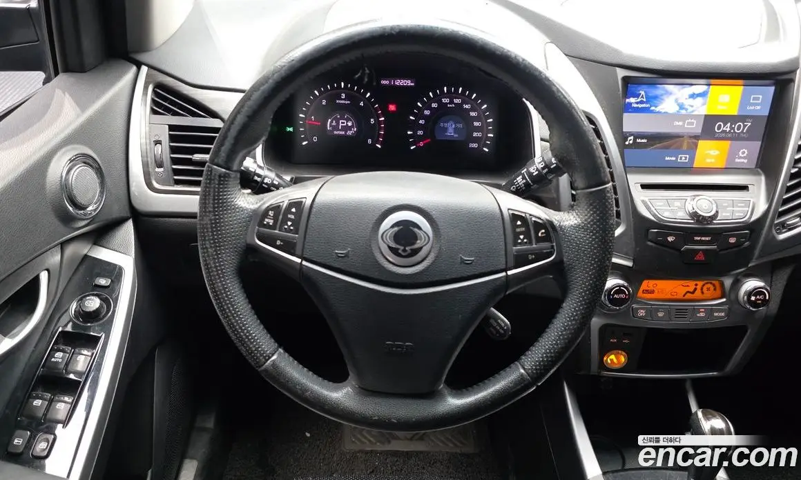 SsangYong Korando 2014 2.0 автомат (гидро), фото 13
