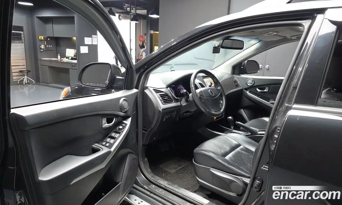 SsangYong Korando 2014 2.0 автомат (гидро), фото 10