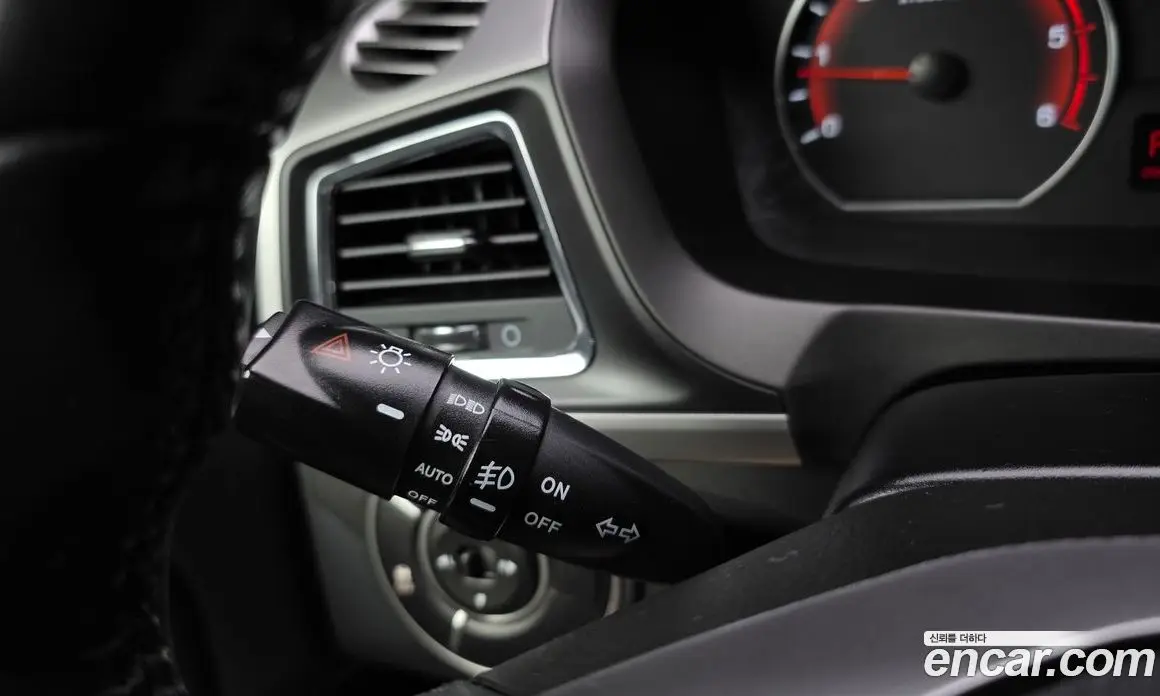 SsangYong Korando 2017 2.2 автомат (гидро), фото 21
