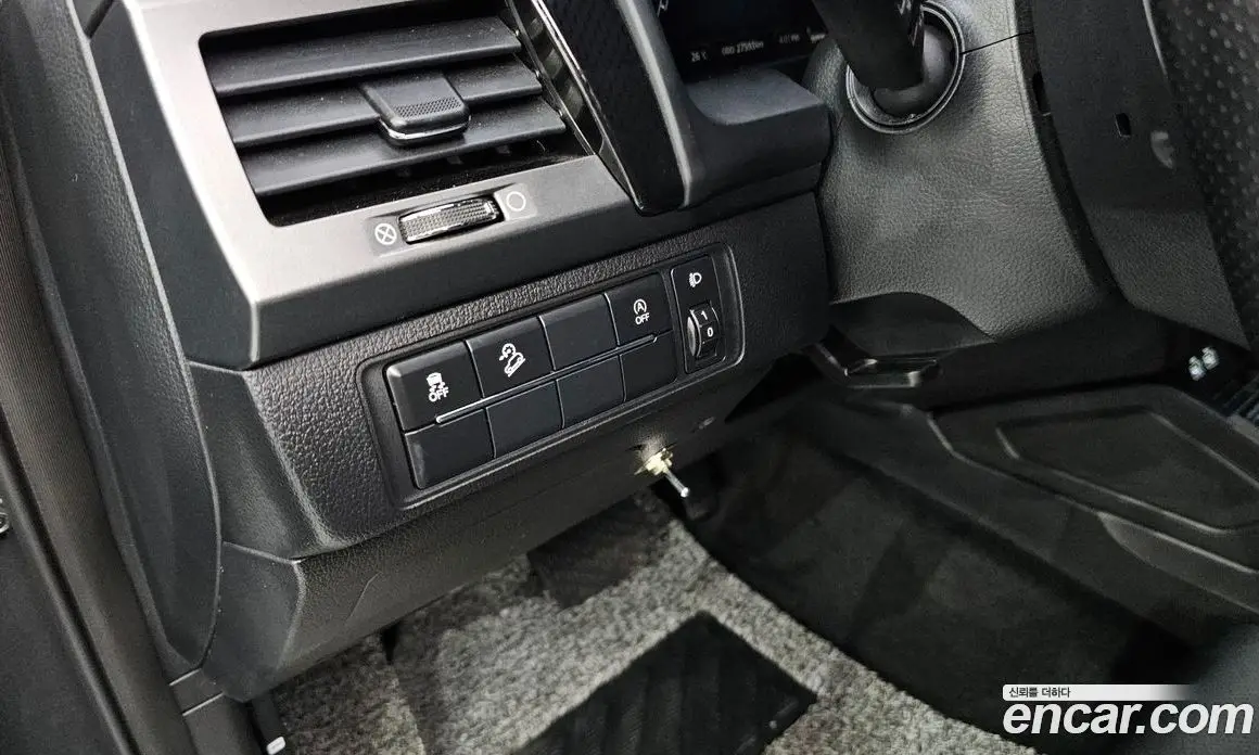 SsangYong Rexton 2023 2.2 автомат (гидро), фото 17