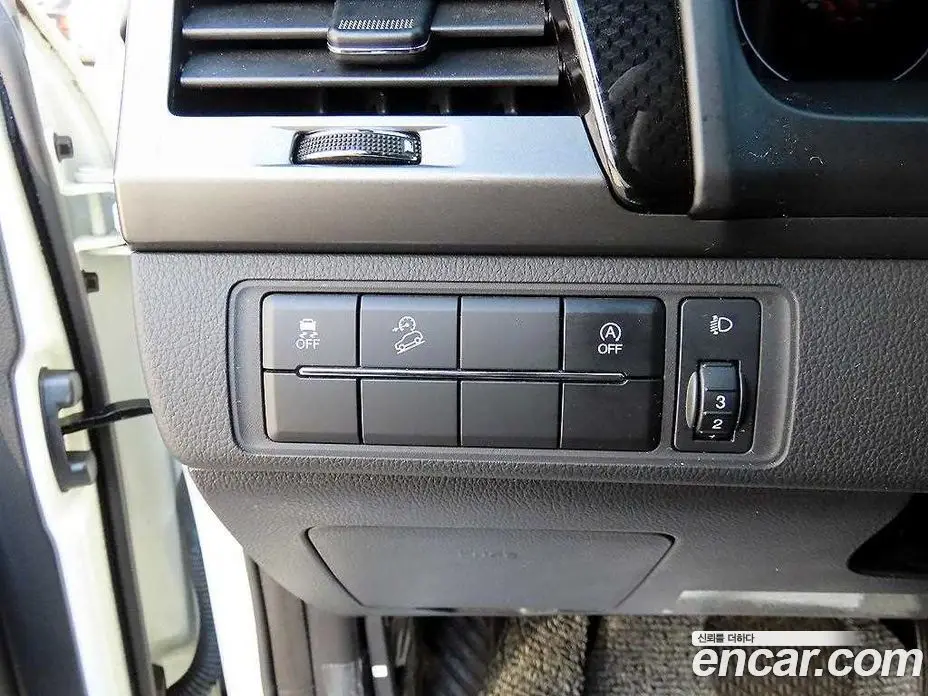 SsangYong Rexton 2023 2.2 автомат (гидро), фото 13