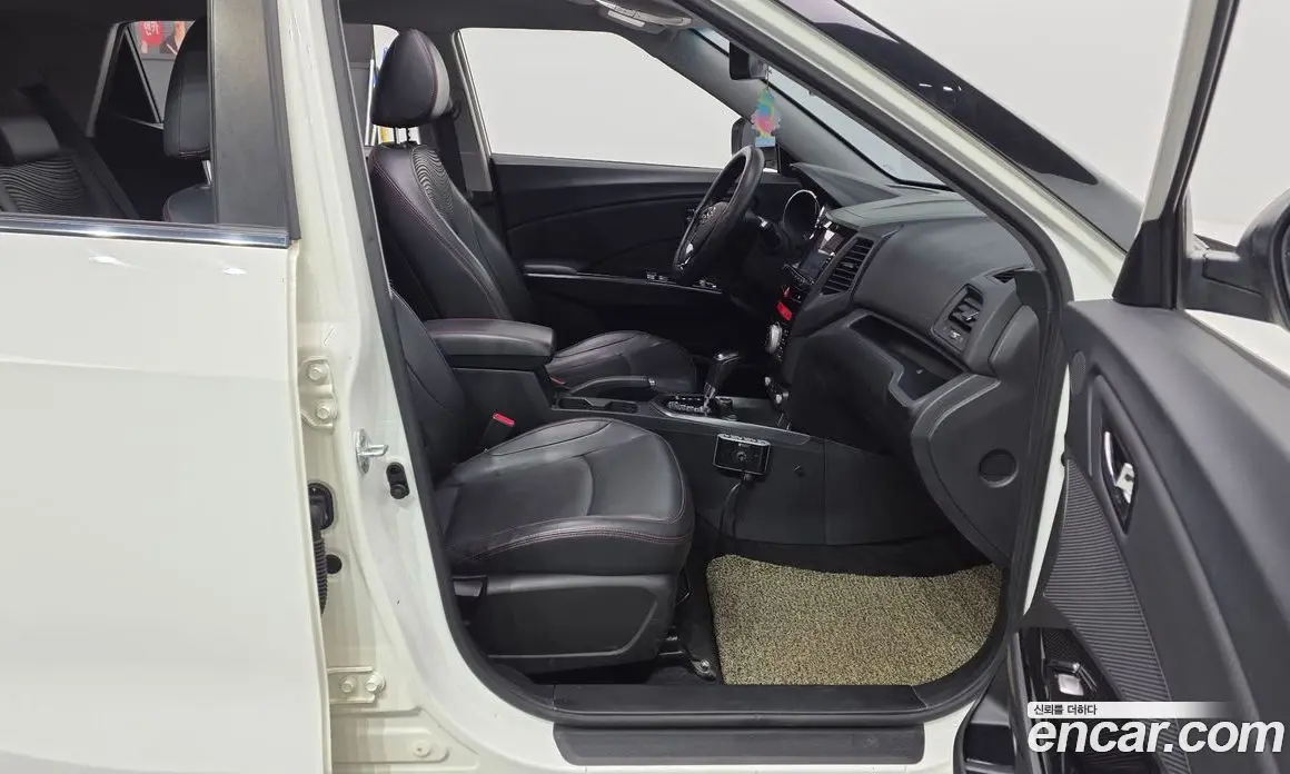 SsangYong TIBOLI 2016 1.6 автомат (гидро), фото 11