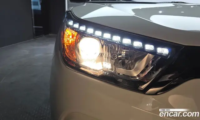 SsangYong TIBOLI 2017 1.6 автомат (гидро), миниатюра 8
